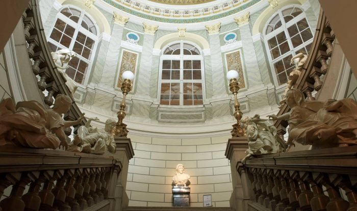 https://velikorodnov.com/knowhere2/wp-content/uploads/2015/01/q1-700x415.jpg