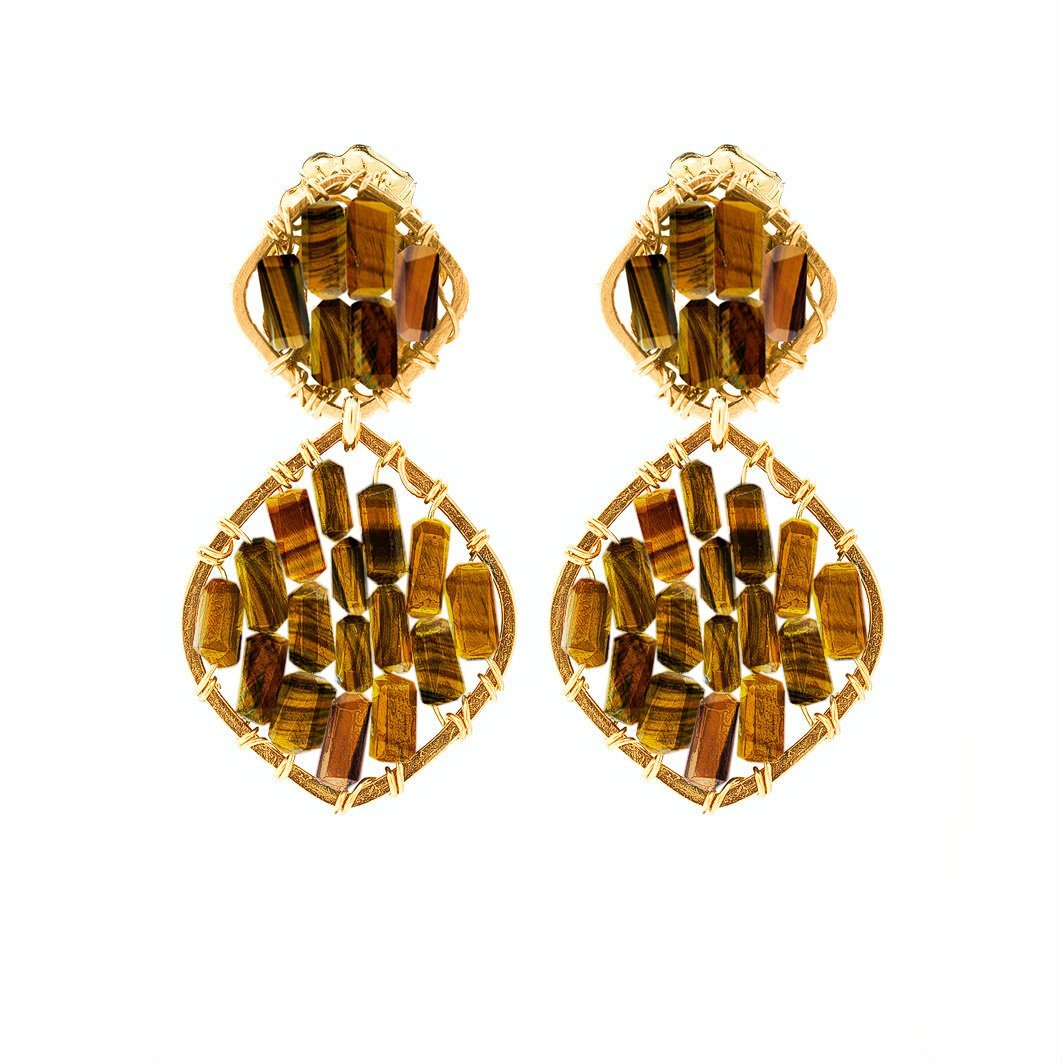 Double Dominique Posts - Image 12