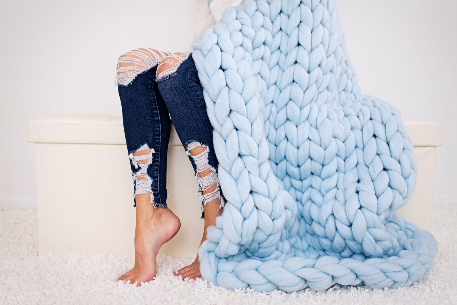 Chunky Knit Blanket - Image 2
