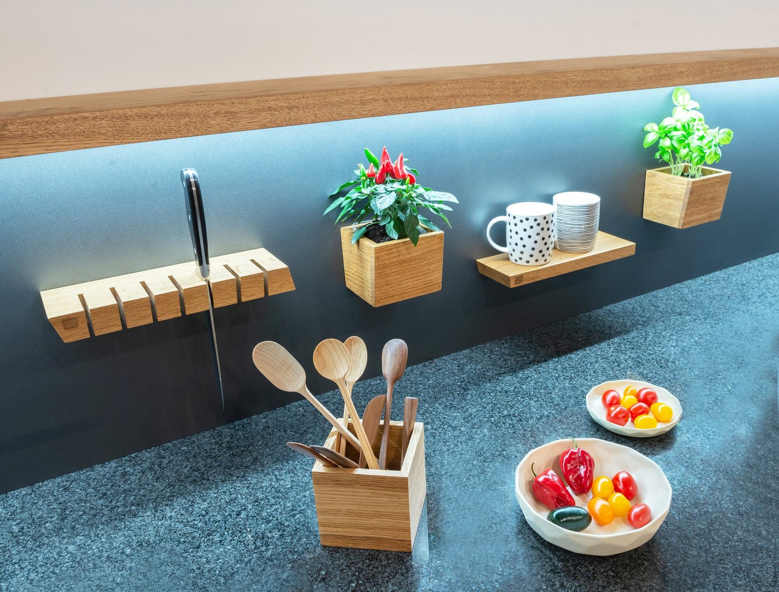 Magnetic Knife Holder - Image 8